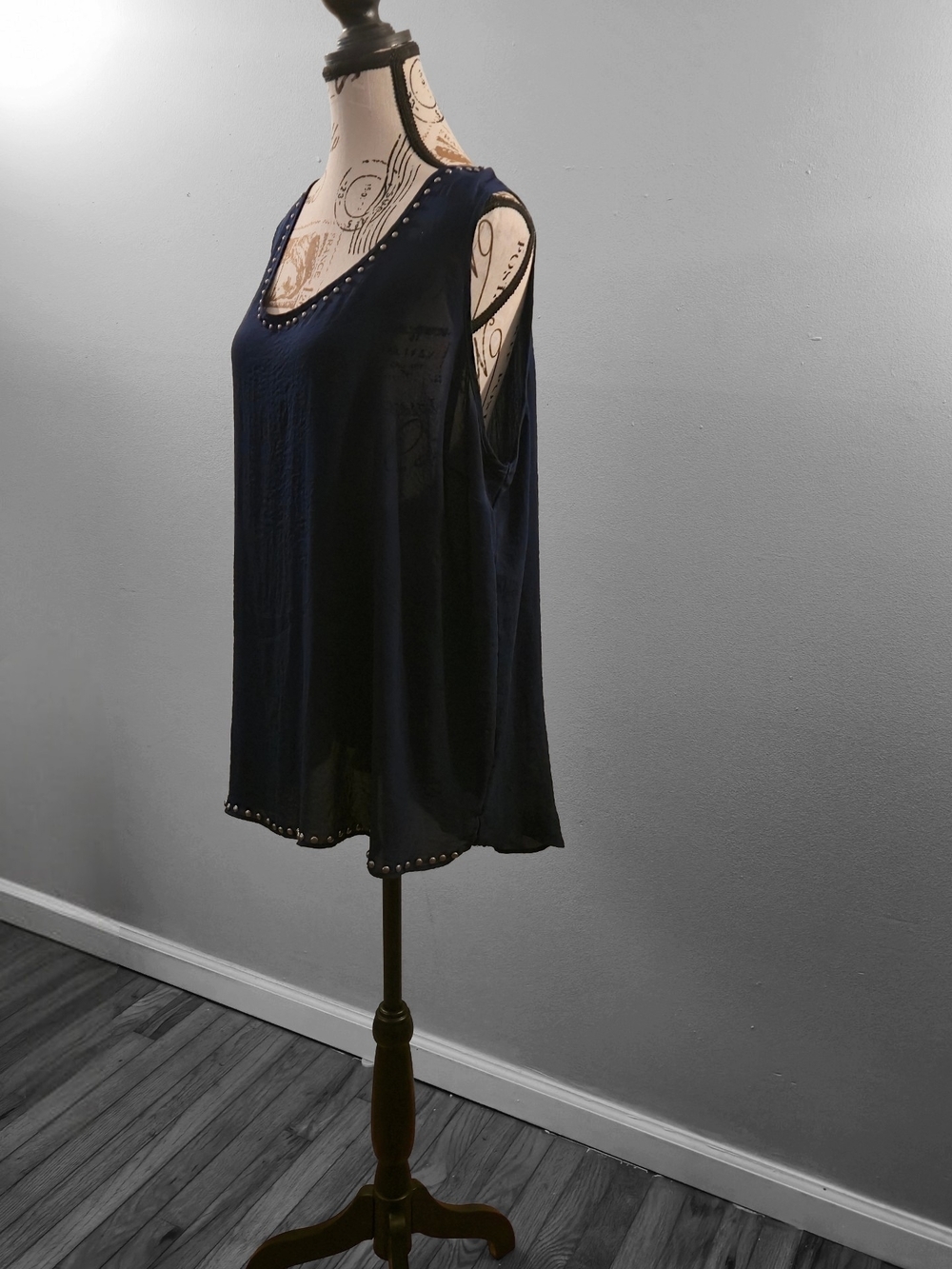 a.n.a Navy Sleeveless V-Neck Shell